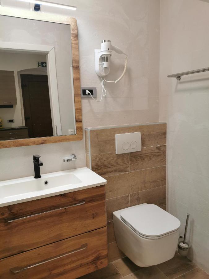Apartmani Rosa I Linda リエカ エクステリア 写真